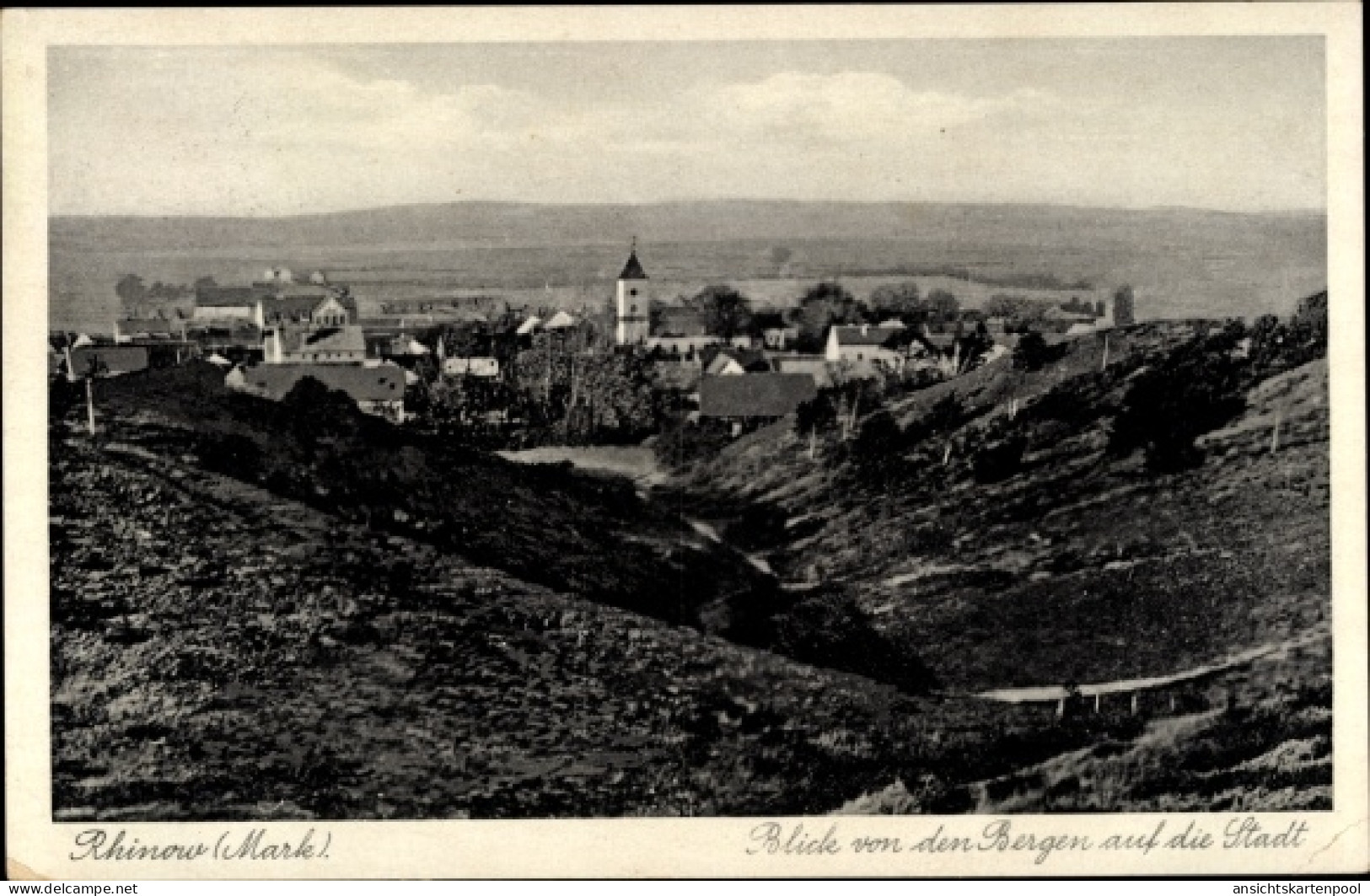 CPA Rhinow Havelland, Blick von den Bergen auf die Stadt