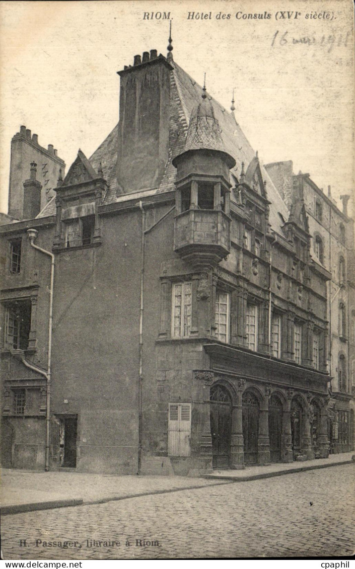 CPA Riom Hotel des Consuls