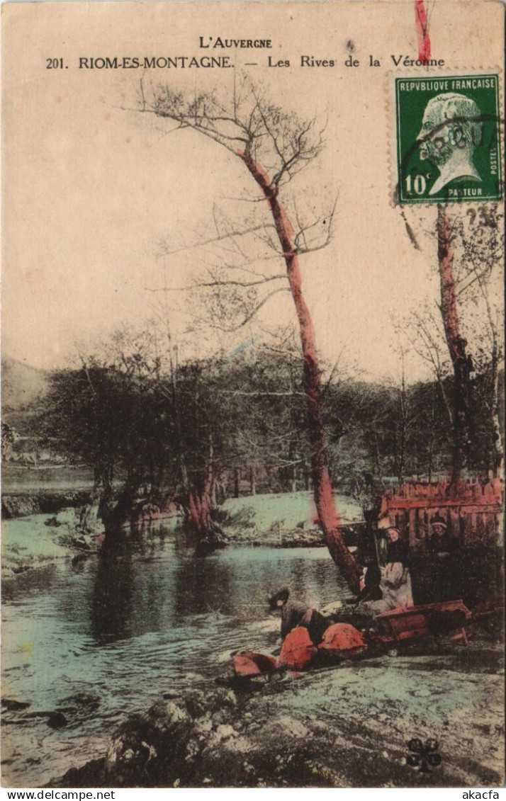 CPA RIOM RIOM-es-MONTAGNE - Les Rives de la Veronne (1253385)