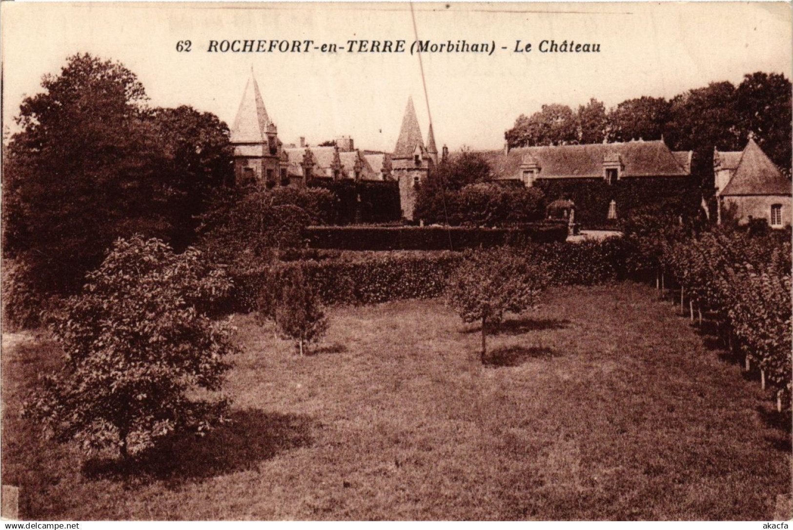CPA ROCHEFORT-en-TERRE - Le Chateau (431422)