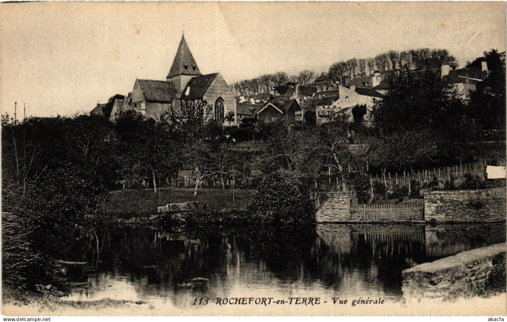 CPA ROCHEFORT-en-TERRE - Vue générale (431419)