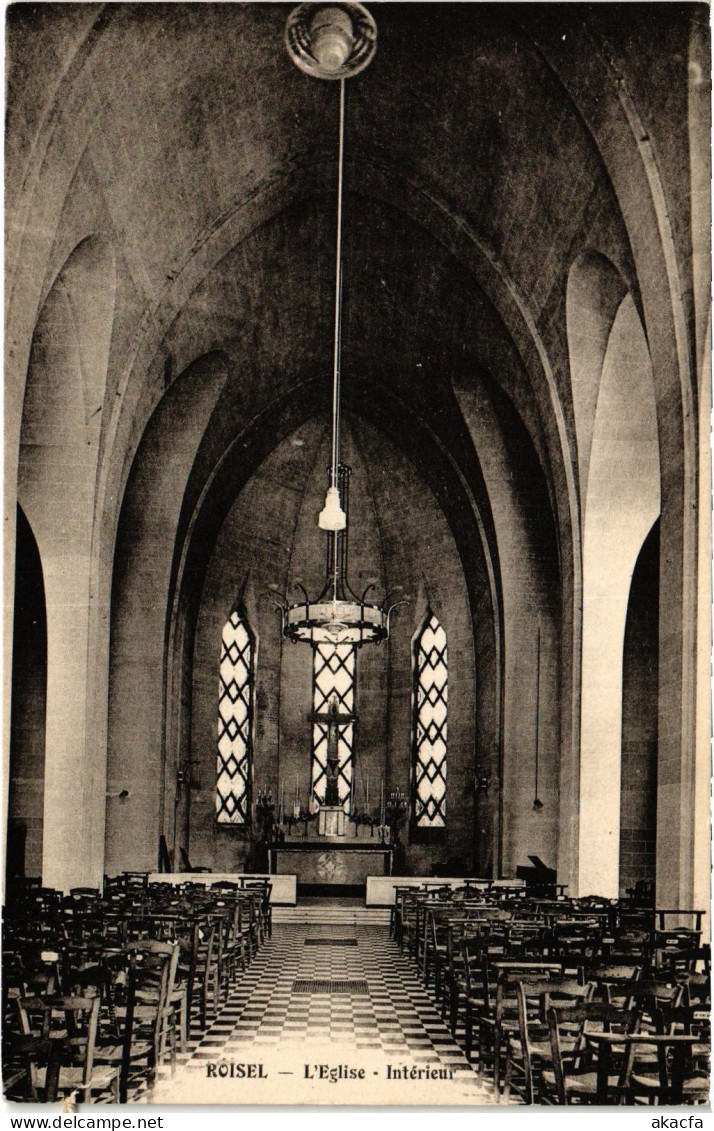 CPA Roisel eglise interieur (1498200)