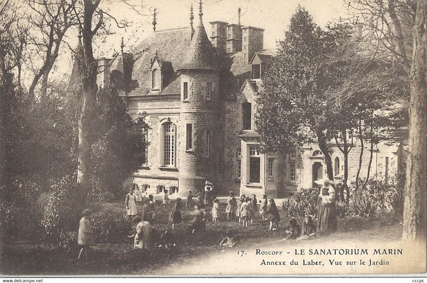 CPA Roscoff Le Sanatorium Marin Annexe du Laber Vue sur le jardin