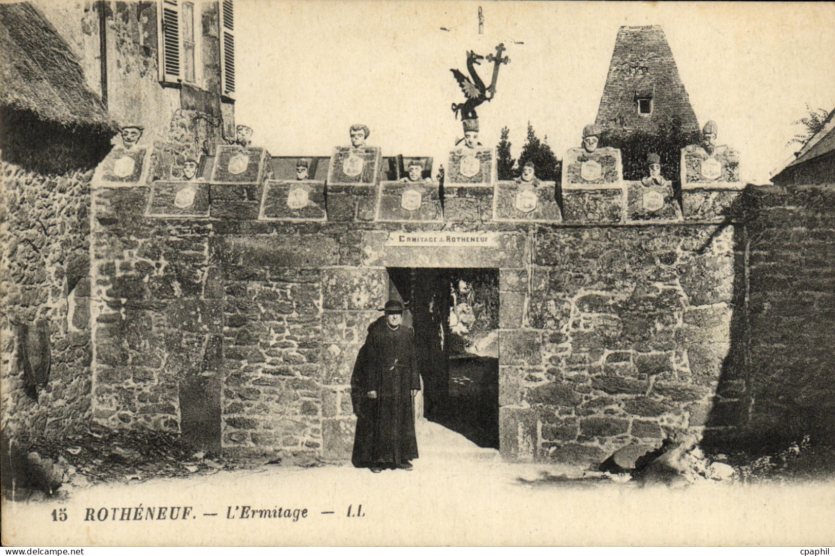 CPA Rotheneuf L Ermitage