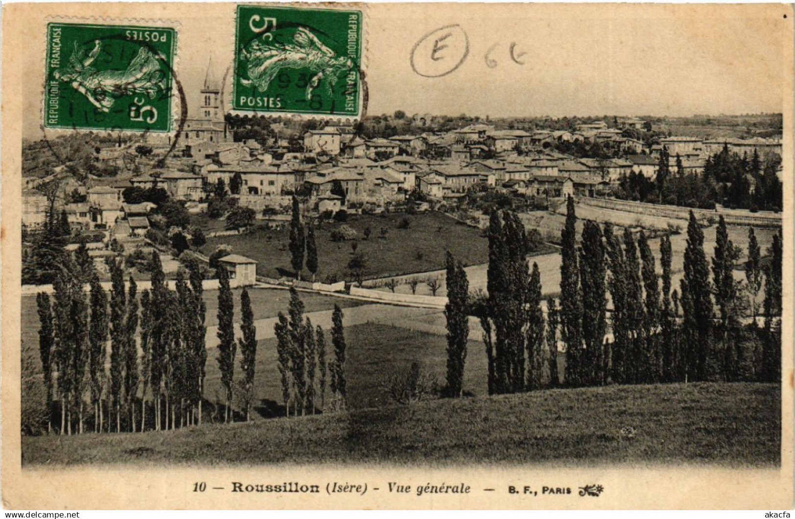 CPA ROUSSILLON - Vue générale (489875)