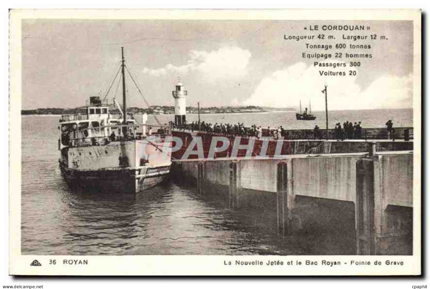 CPA Royan La Nouvelle Jetee et le Bac Royan Pointe de Grave