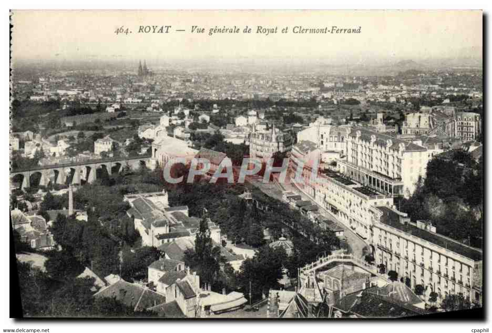 CPA Royat Vue Generale De Royat et Clermont Ferrand