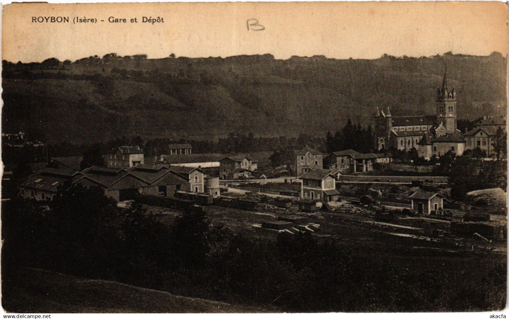 CPA ROYBON - Gare et Depot (434908)