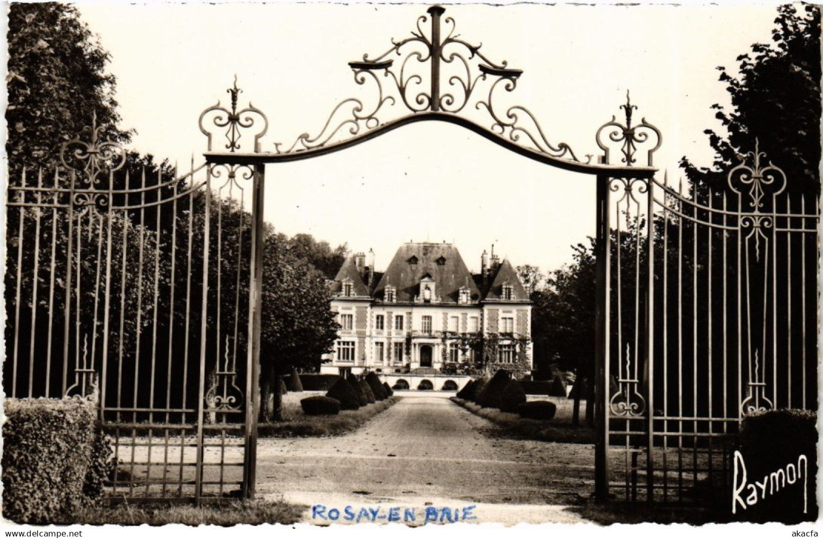 CPA ROZAY-en-BRIE Le Chateau de Breuil (1320430)