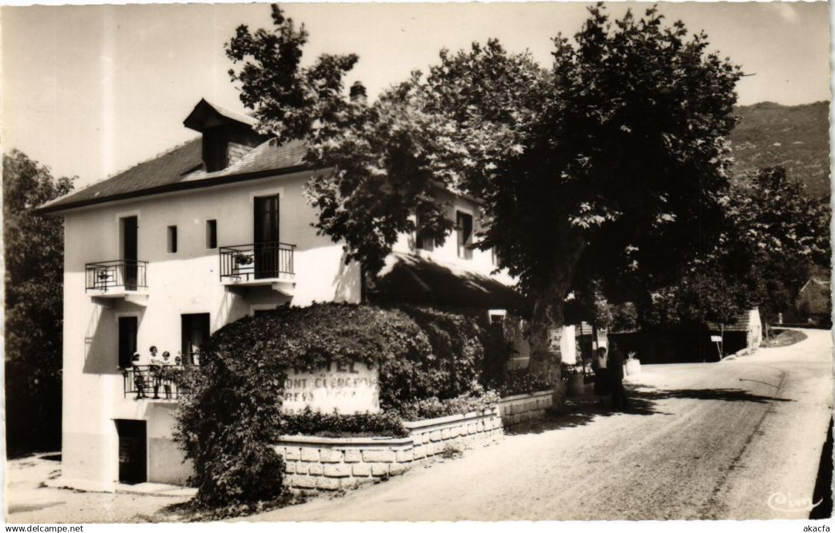 CPA RUFFIEUX - Saumont - Hotel du Mont-Ciergeon (251984)
