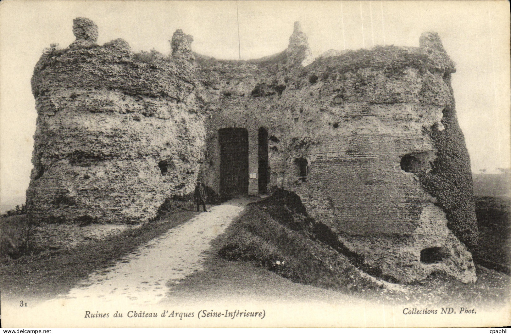 CPA Ruines Du Chateau d Arques
