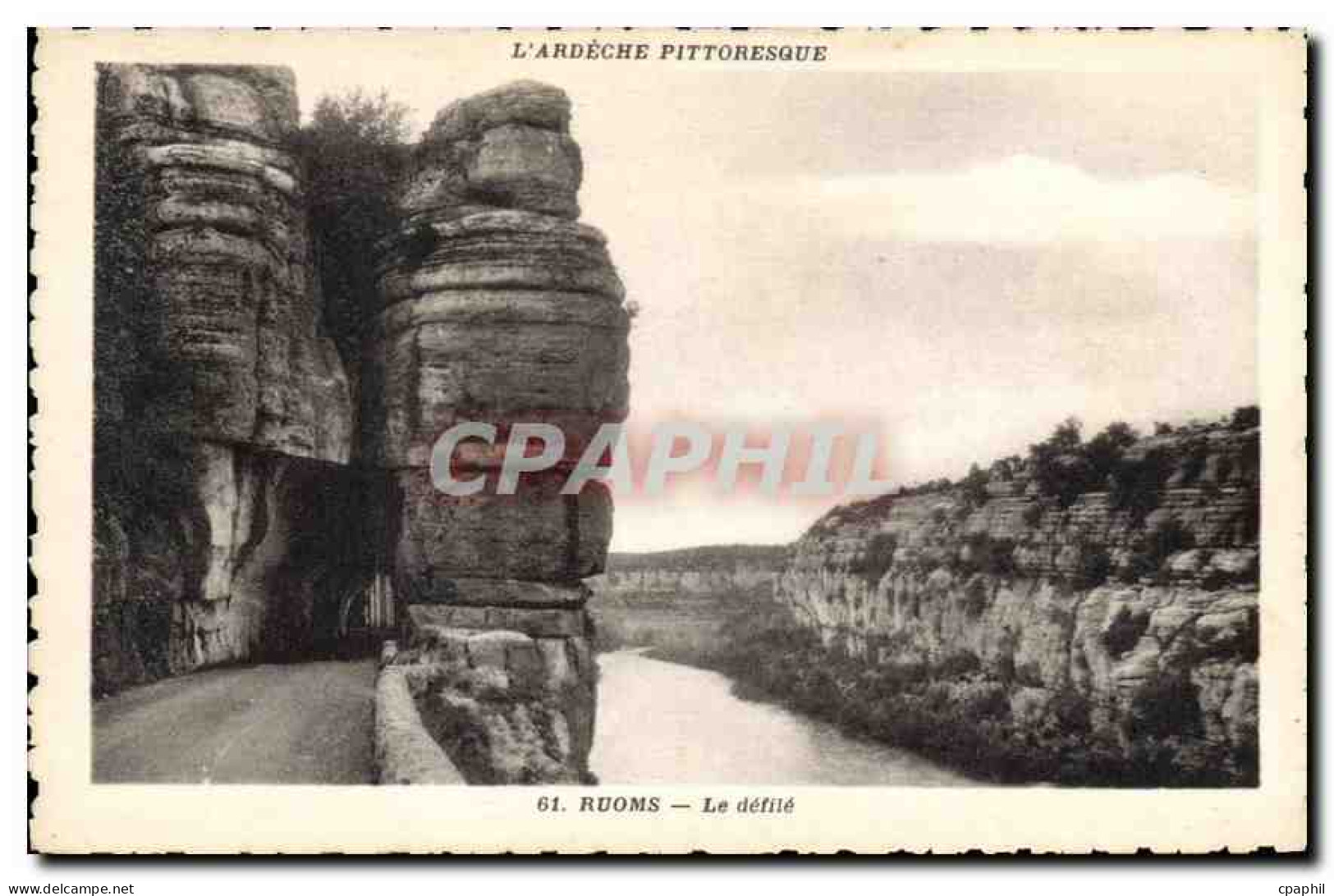 CPA Ruoms Le defile