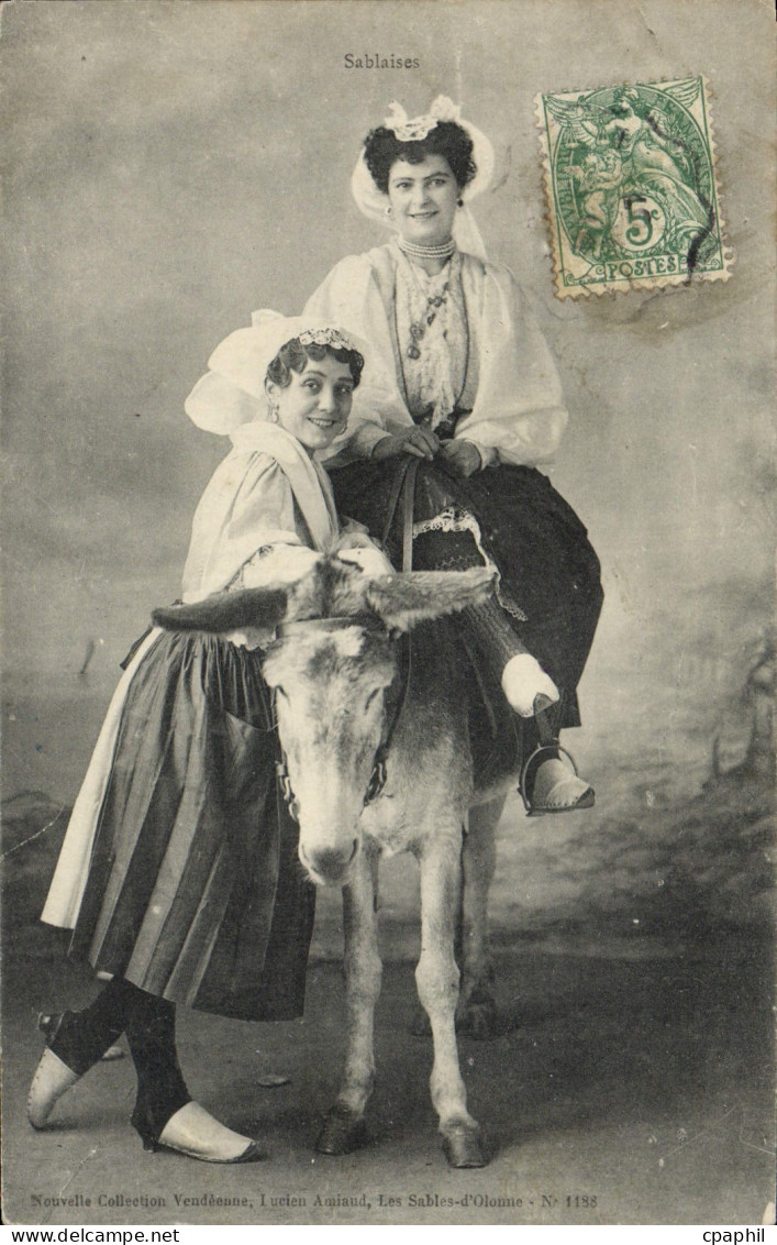 CPA Sables D'Olonne Sablaises Folklore