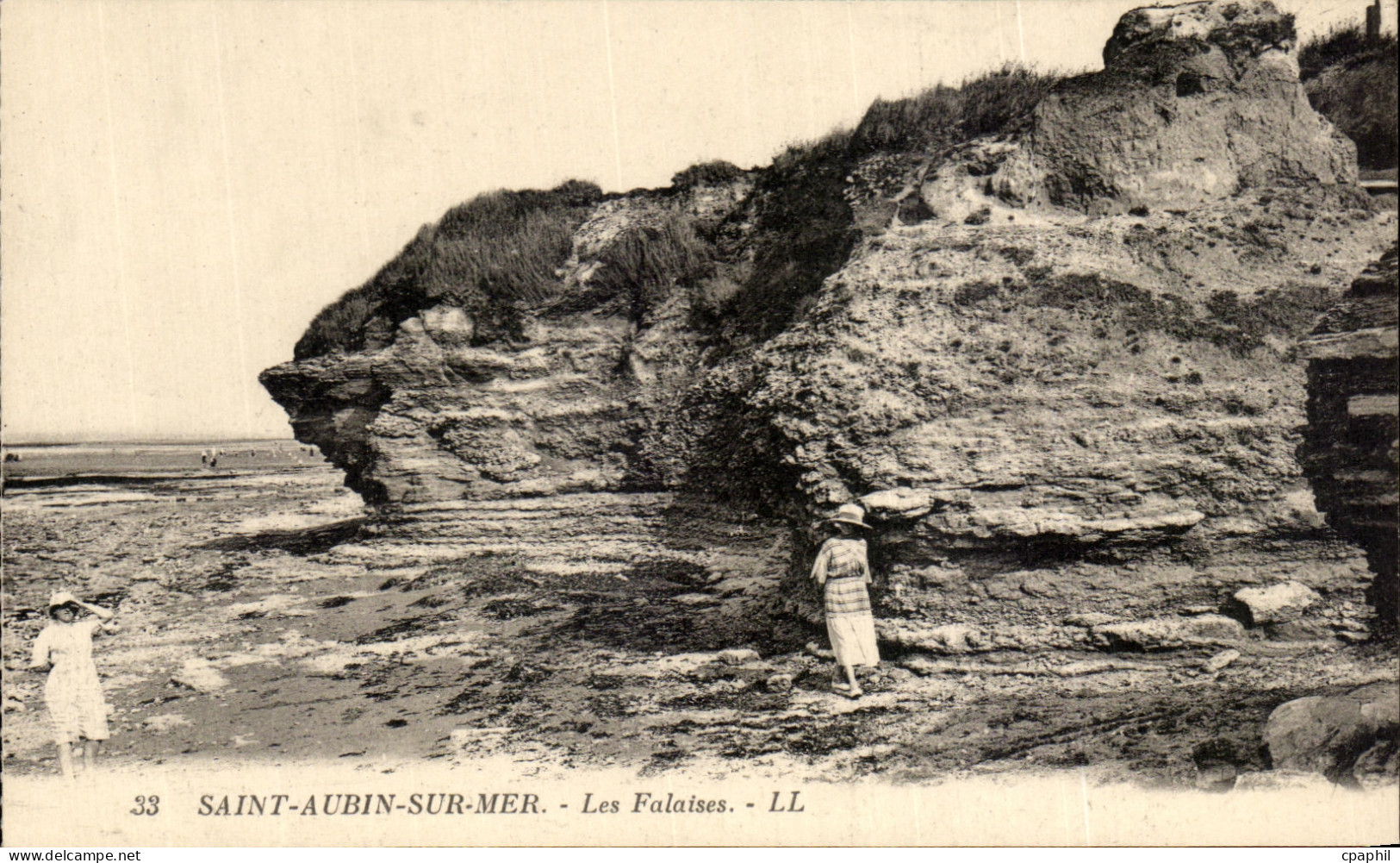 CPA Saint Aubin Sur Mer Les Falaises