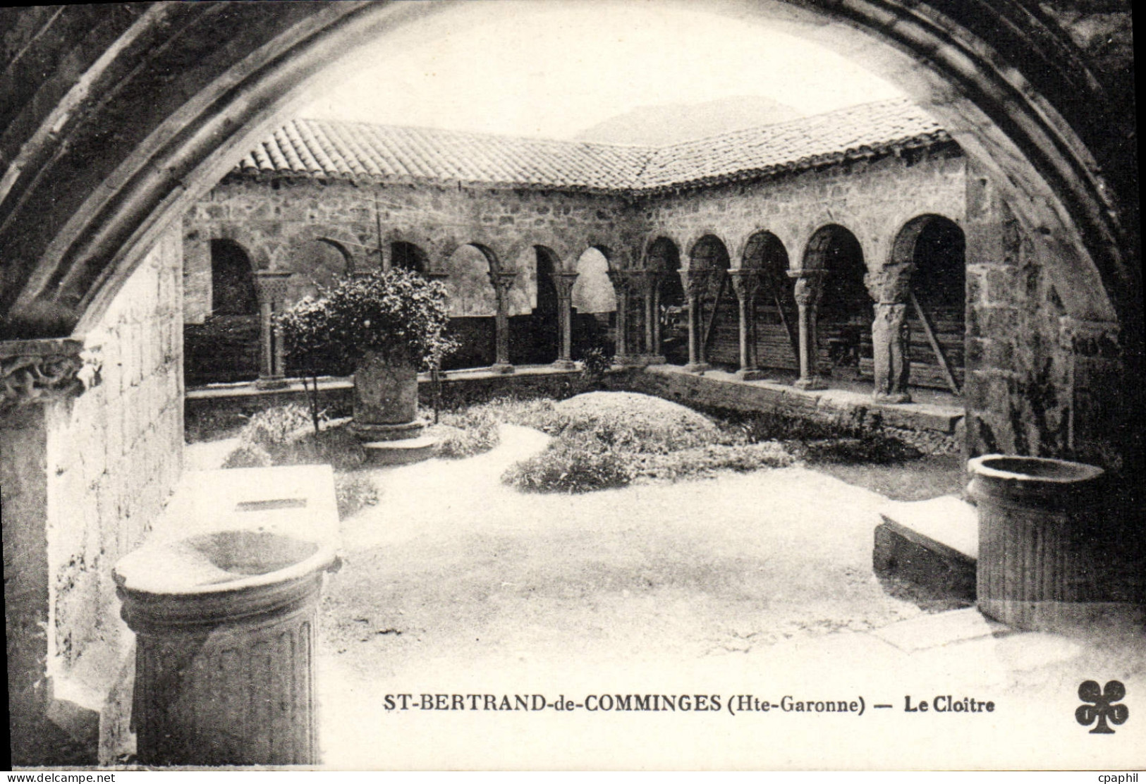 CPA Saint Bertrand De Comminges Le Cloitre