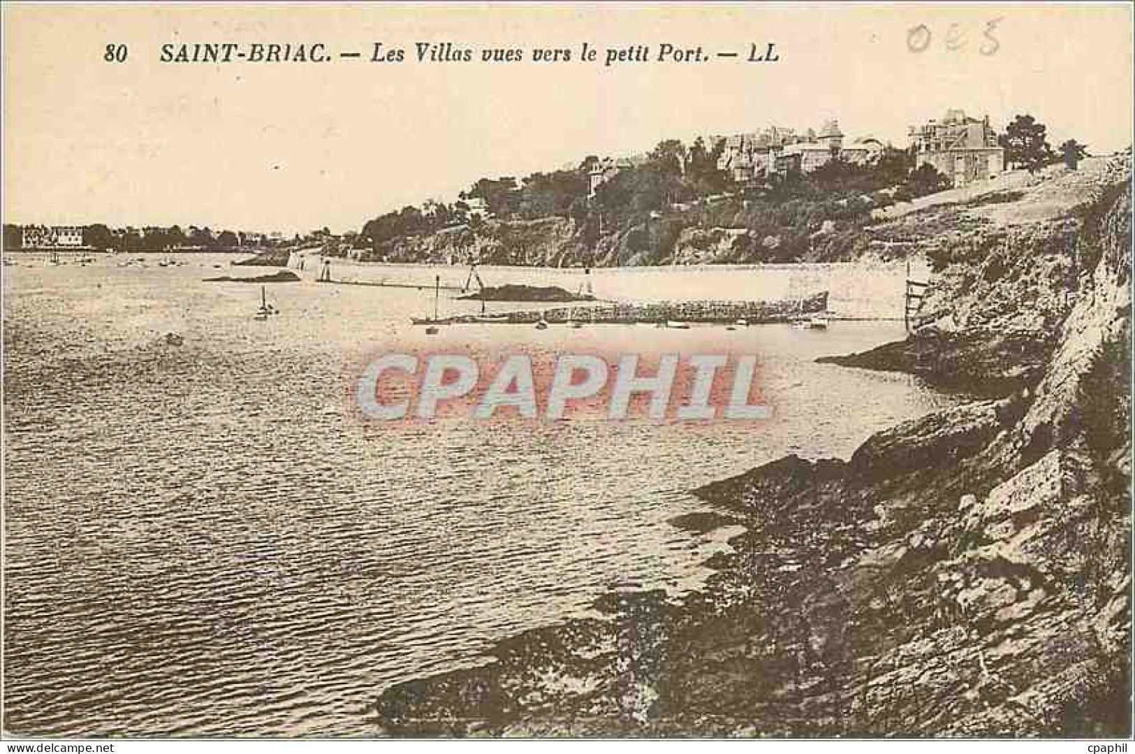 CPA Saint Briac Les Villas vue vers le petit Port