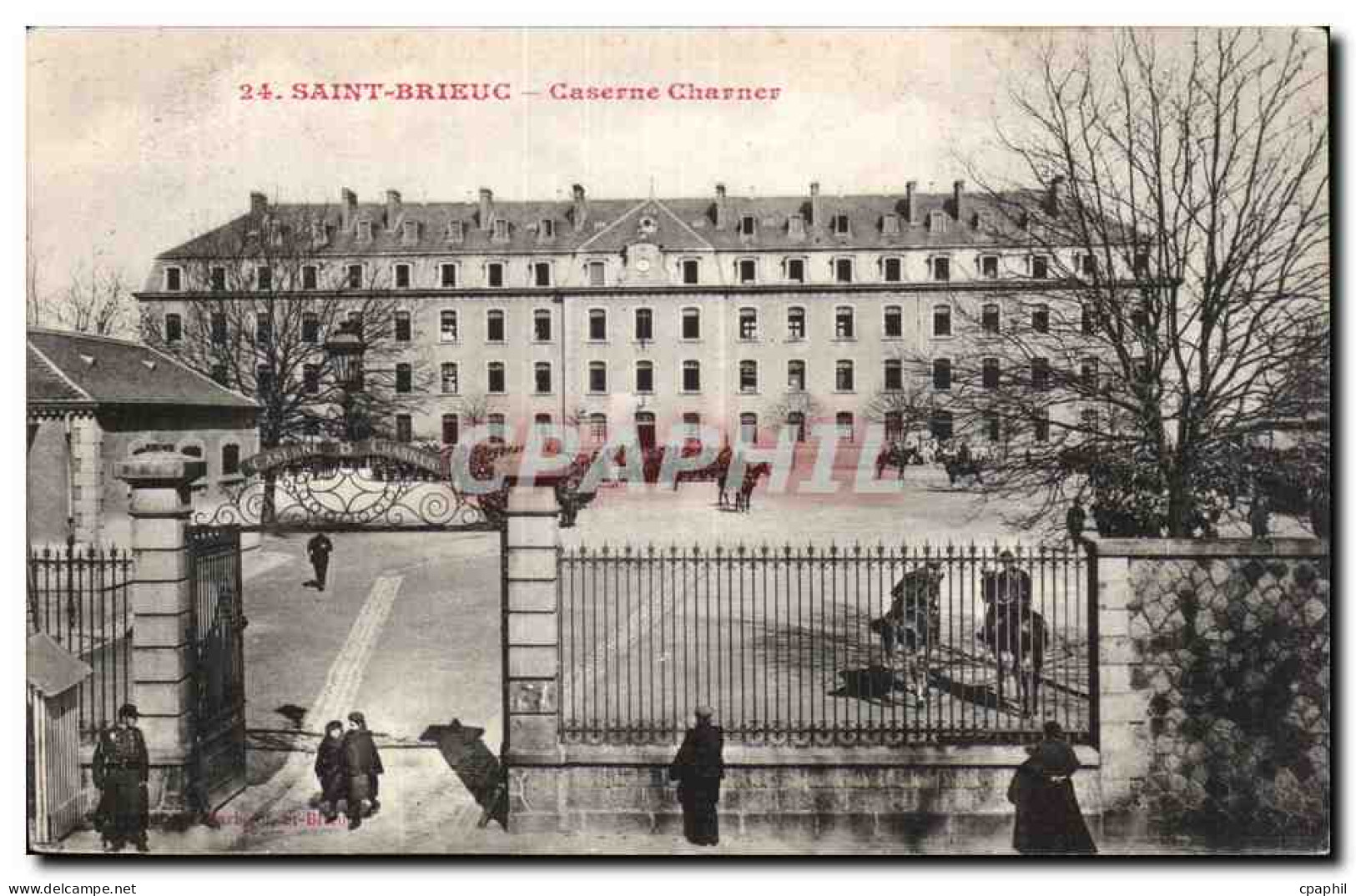 CPA Saint Brieuc Caserne Charner Militaria