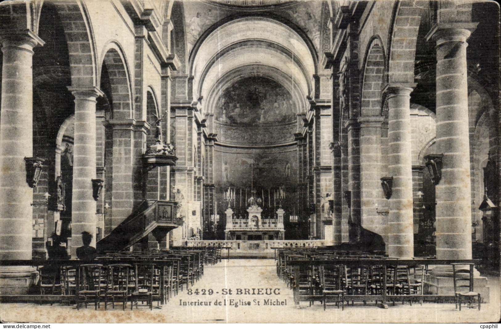CPA Saint Brieuc Interieur de L Eglise St Michel