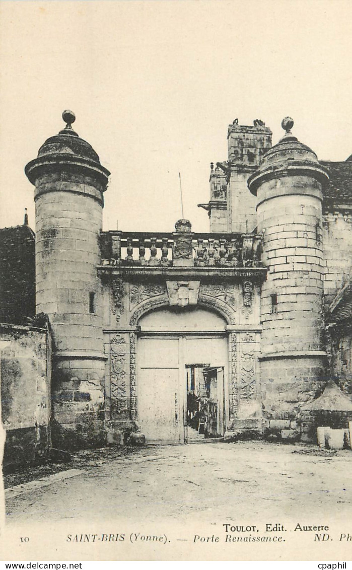 CPA Saint Bris Yonne Porte Renaissance