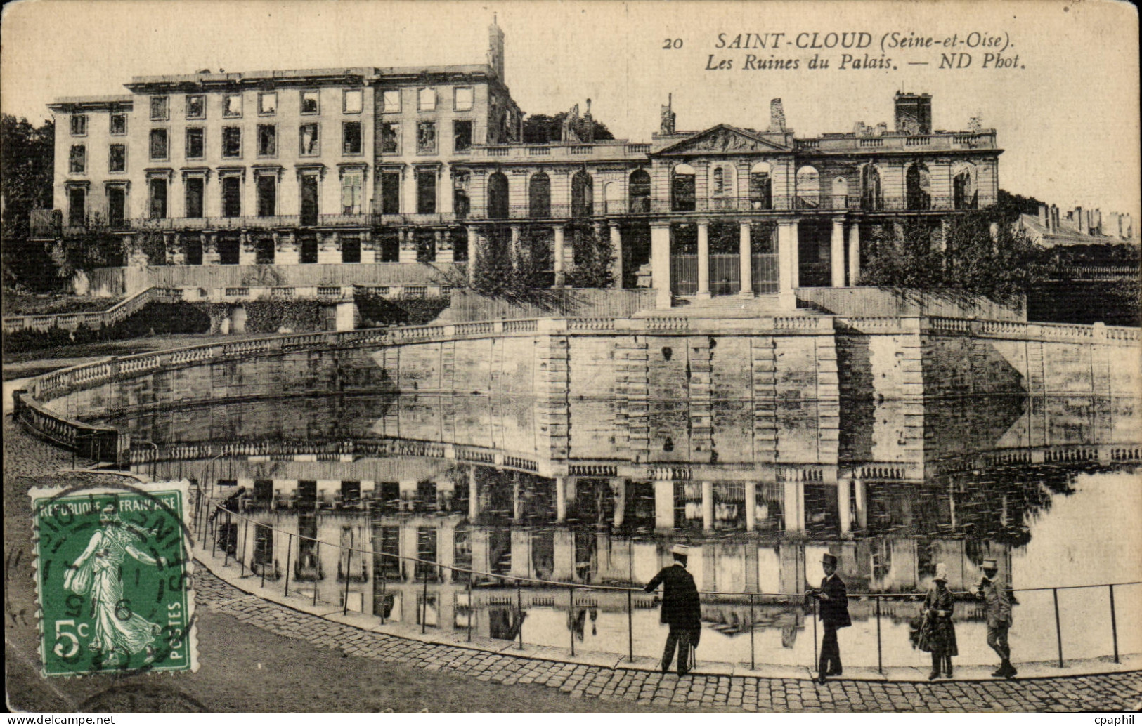 CPA Saint Cloud Les Ruines du Palais