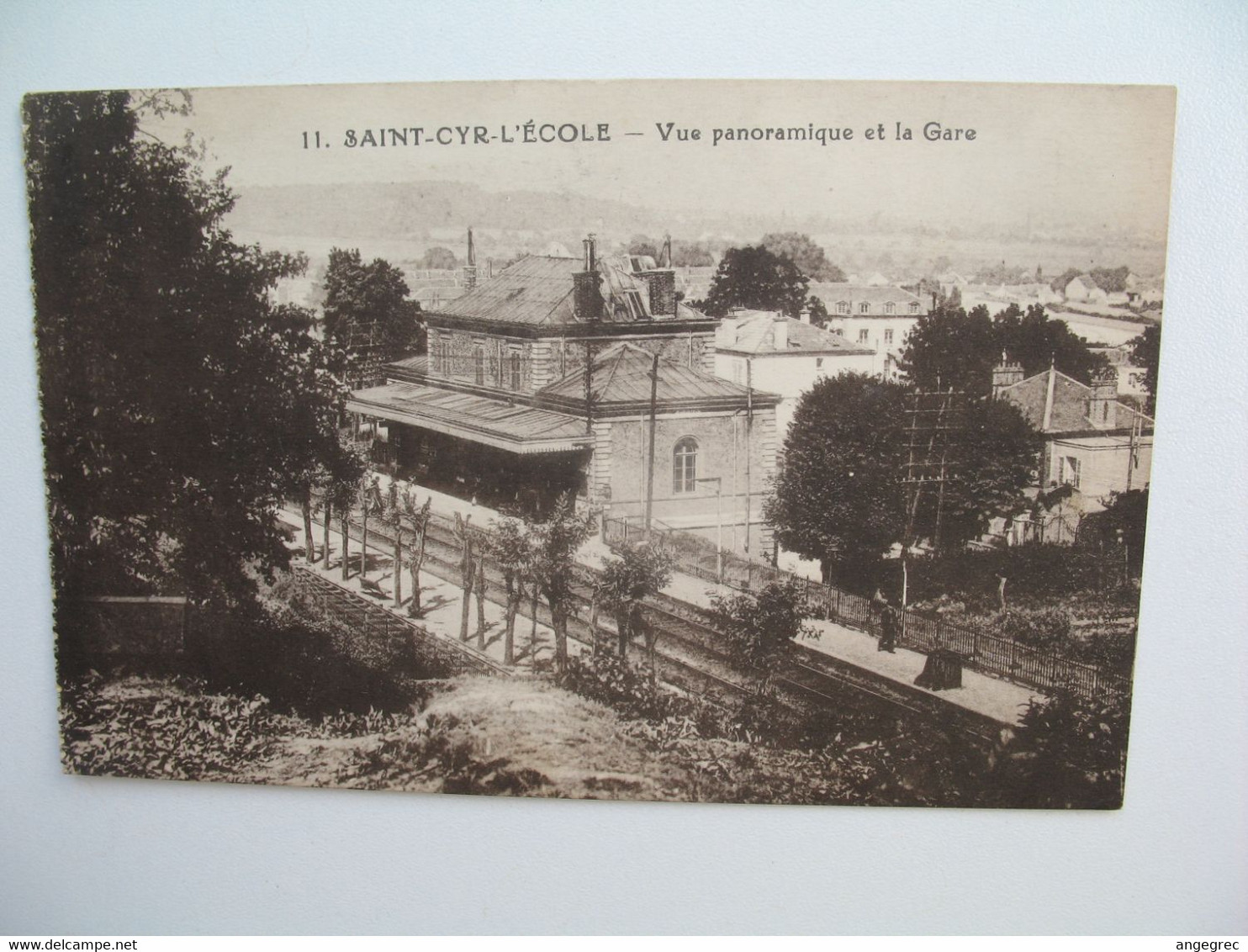 CPA    Saint-Cyr-l'Ecole  St-Cyr-l'Ecole  Vue Panoramique de la Gare
