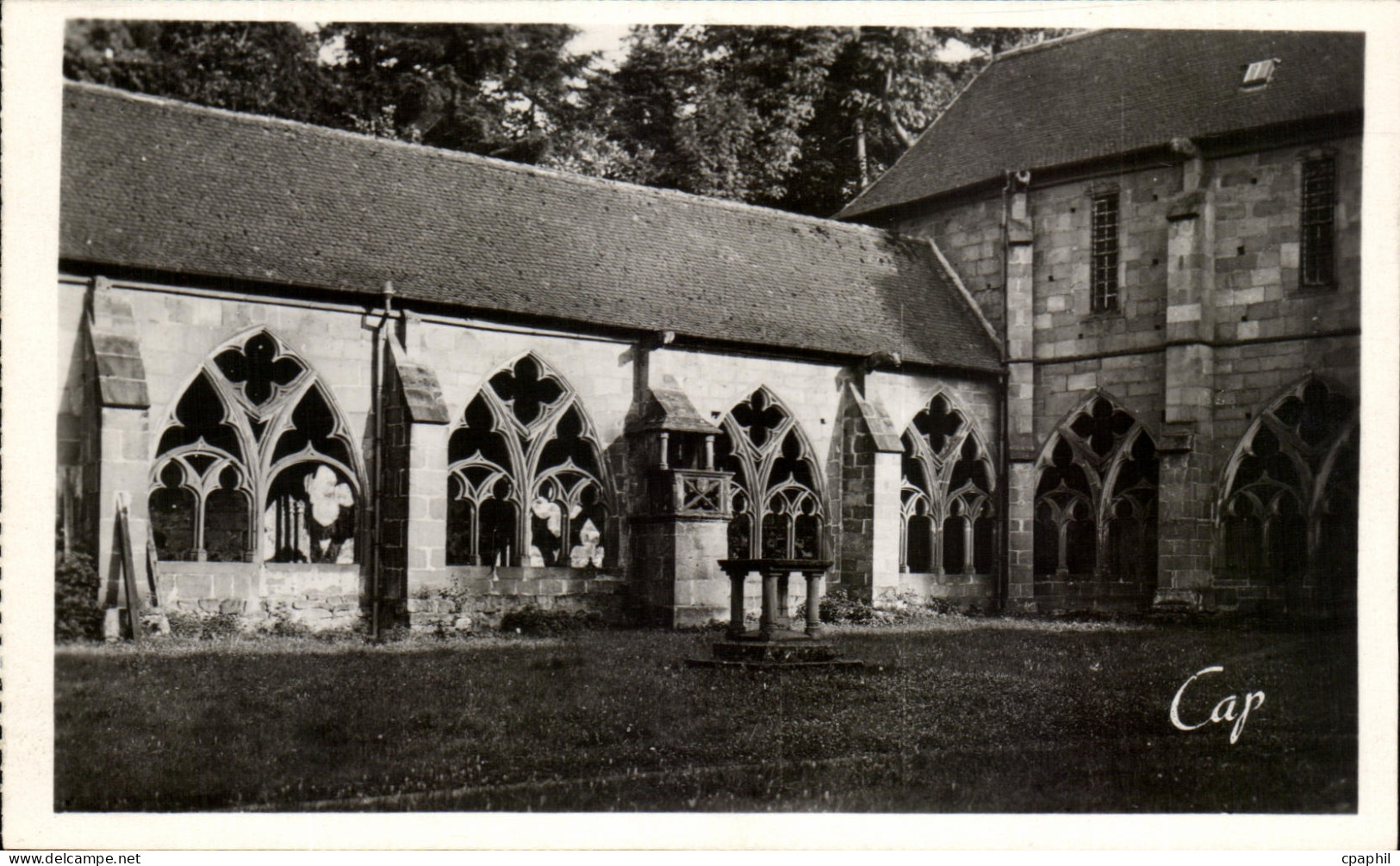 CPA Saint Die Le Cloitre