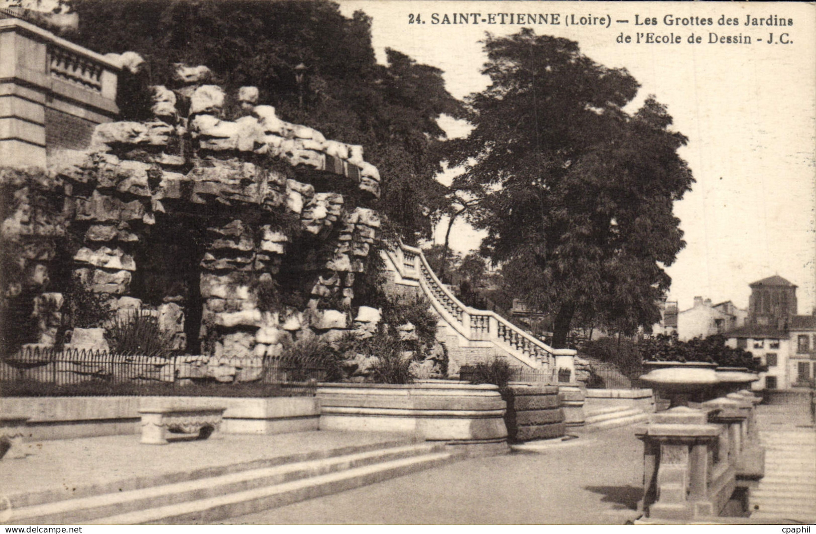 CPA Saint Etienne Les Grottes Des jardins de l'ecole de dessin