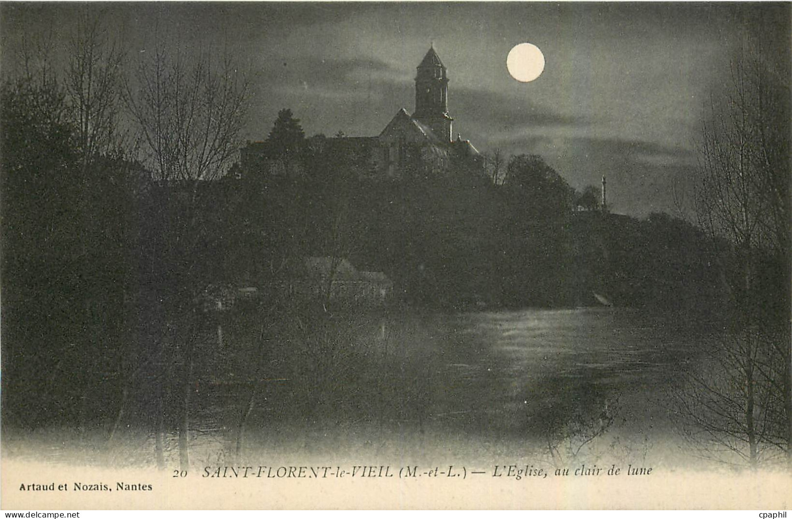 CPA Saint Florent le Vieil M et L l'Eglise au clair de lune