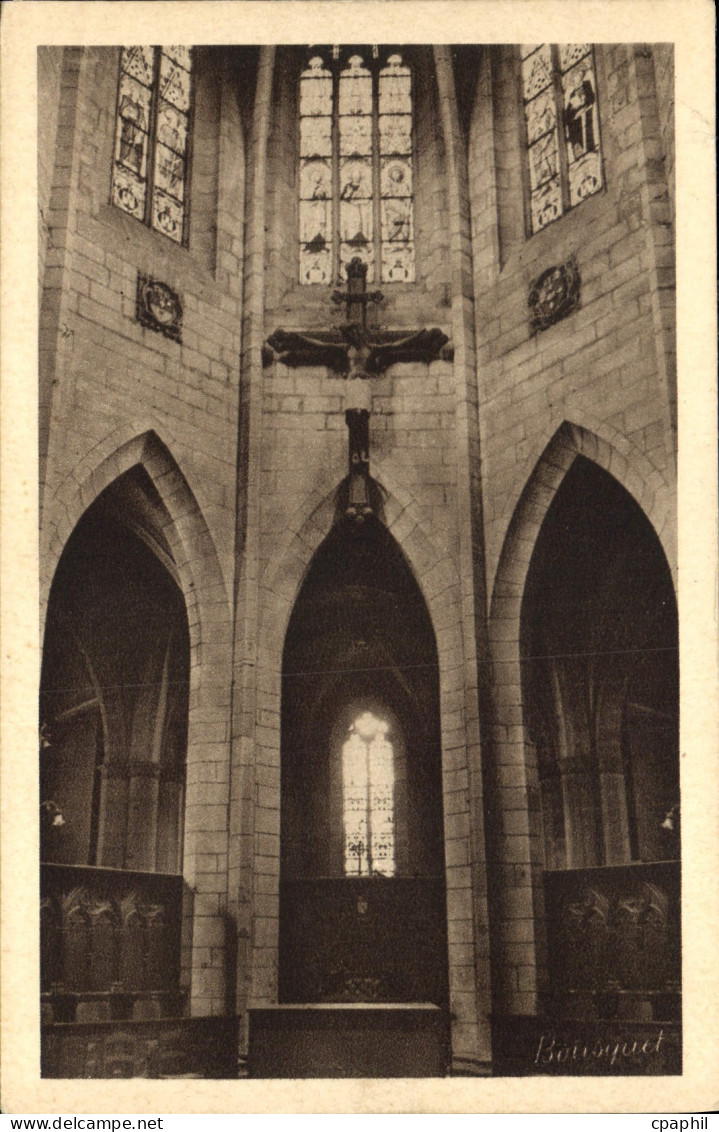 CPA Saint Flour Interieur de la Cathedrale Bon Dieu de Saint Flour Christ Noir
