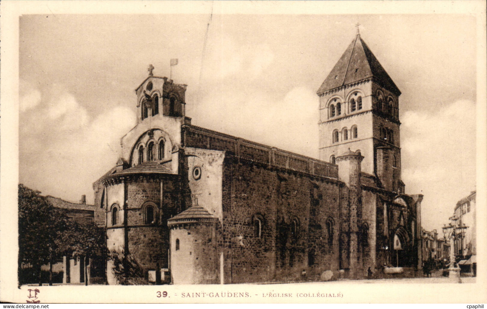 CPA Saint Gaudens L'eglise (collegiale)