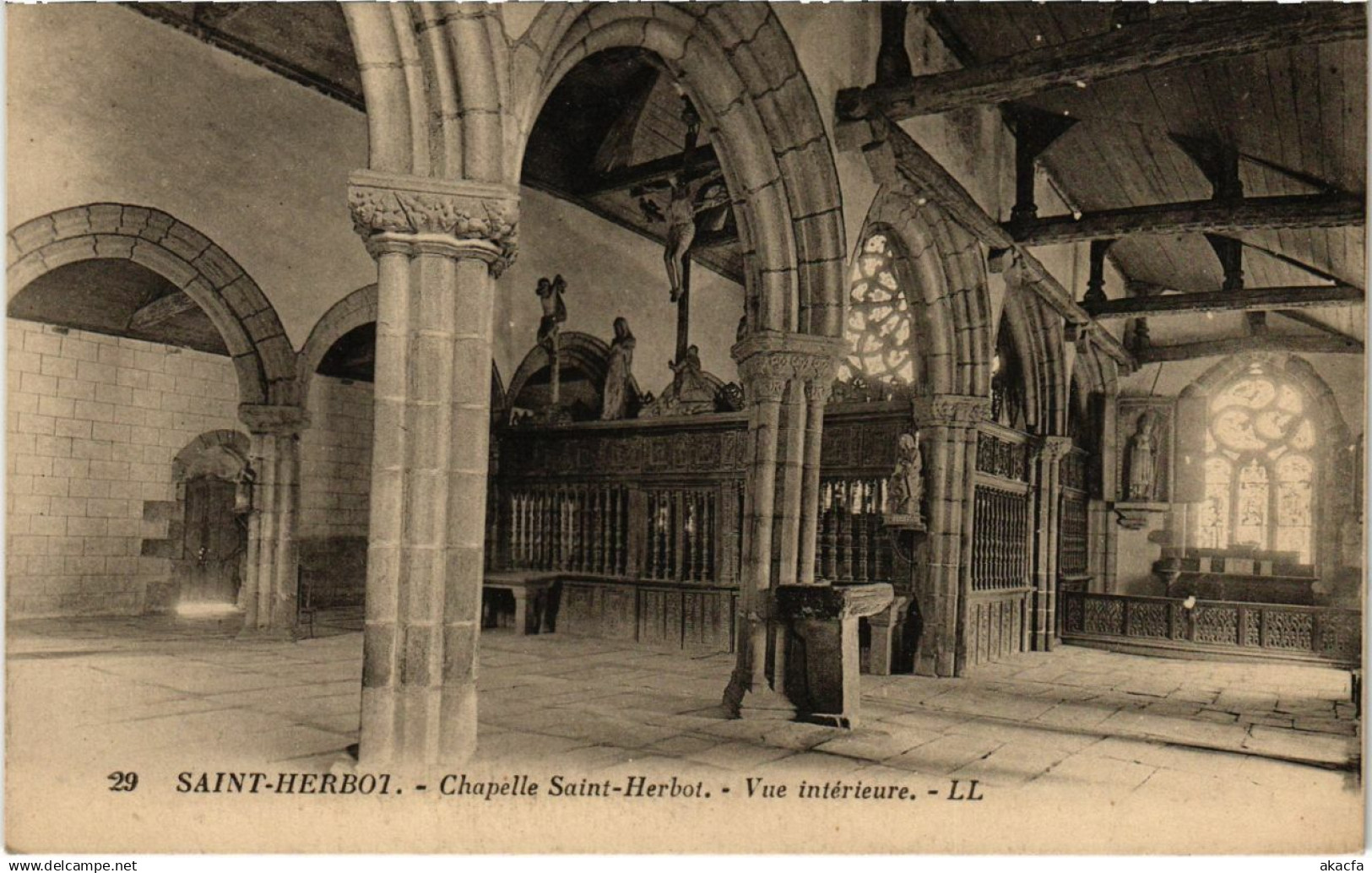 CPA Saint-Herbot - Chapelle Saint-Herbot - Vue Interieure (1033199)