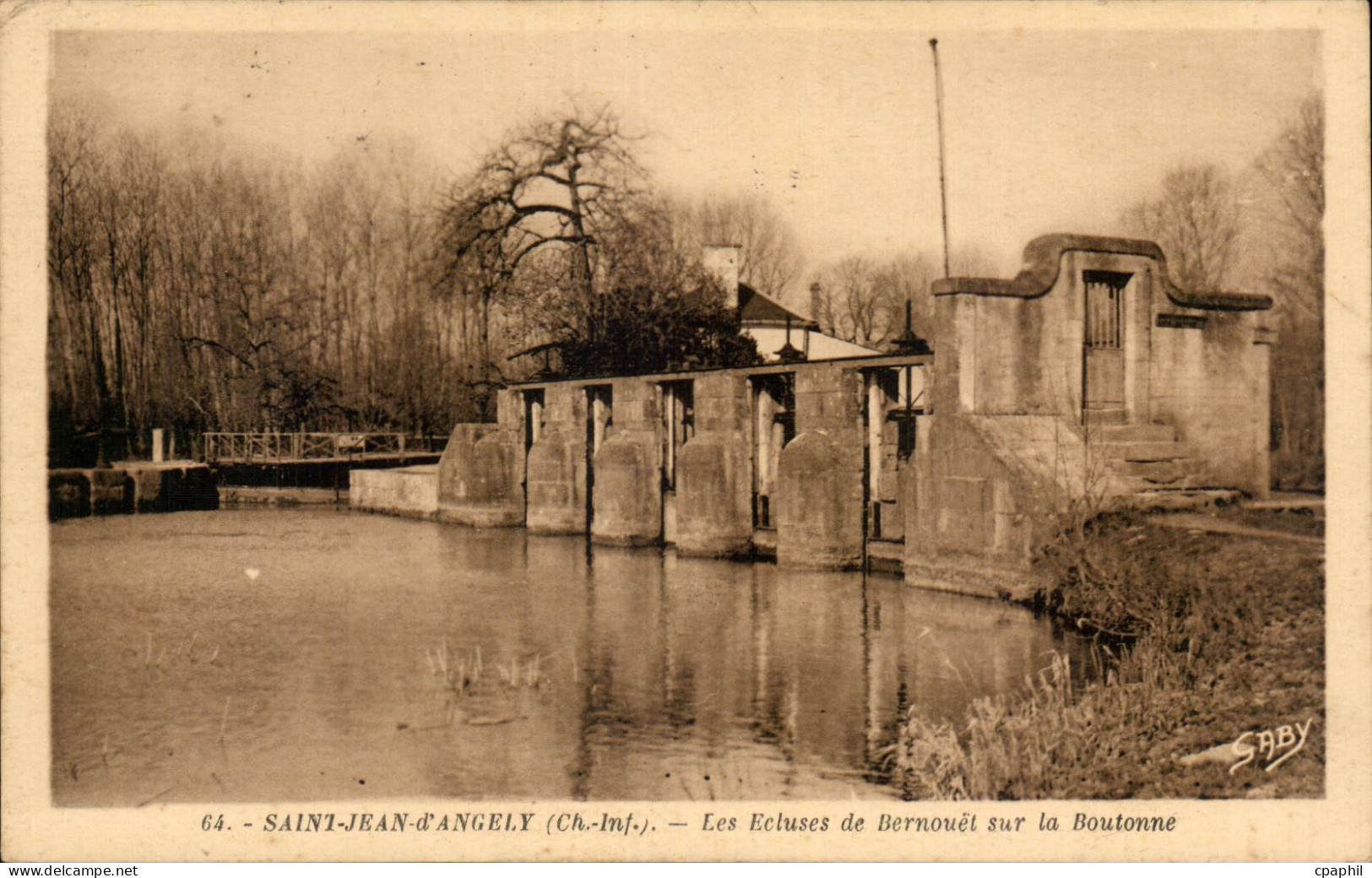 CPA Saint Jean d'Angely Les ecluses de Bernouet sur la Boutonne