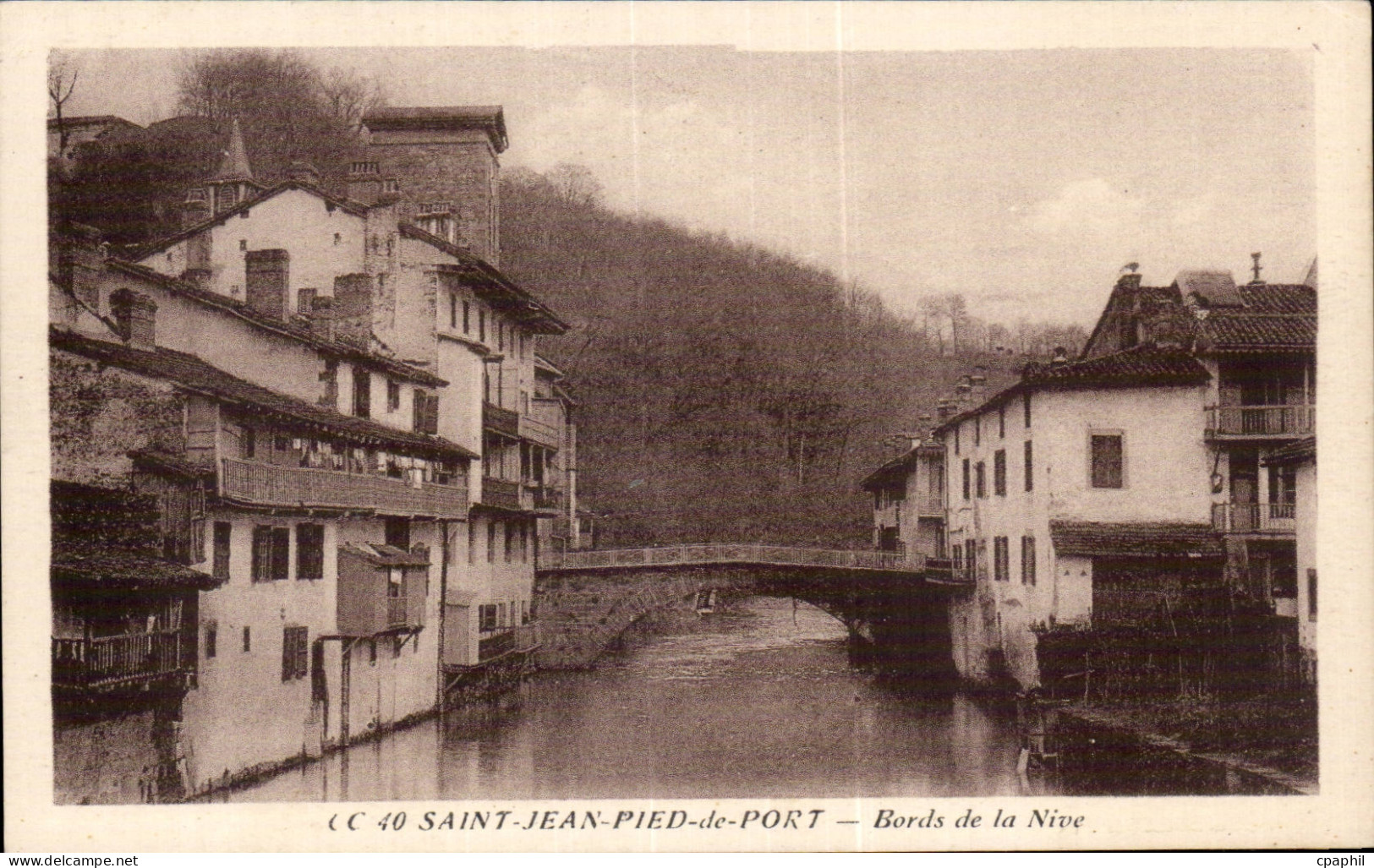 CPA Saint Jean Pied de Port Bords de la Nive