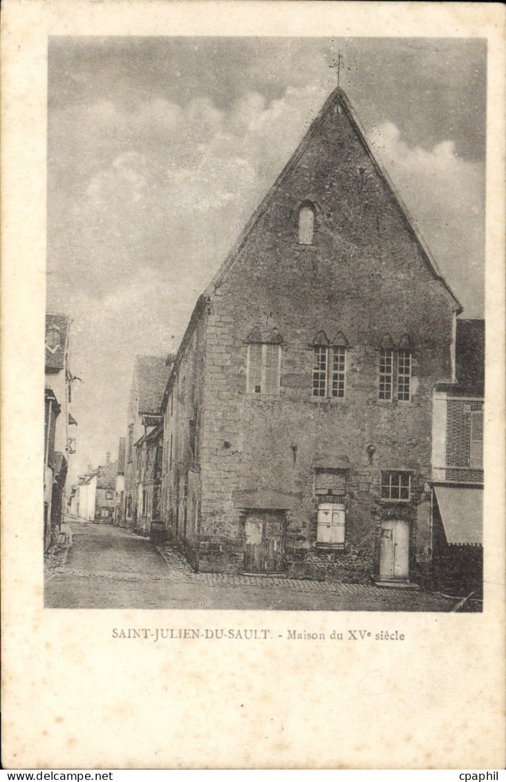 CPA Saint Julien Du Sault Maison Du Xvème