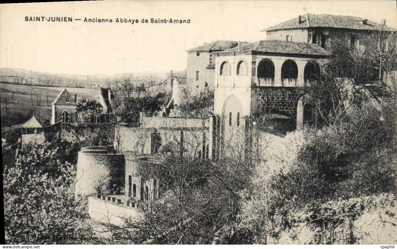 CPA Saint Junien Ancienne Abbaye de Saint Amand