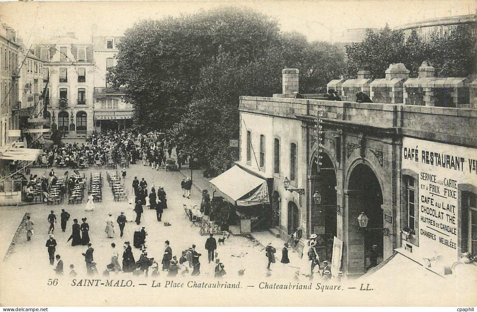 CPA Saint malo la place chateaubriand