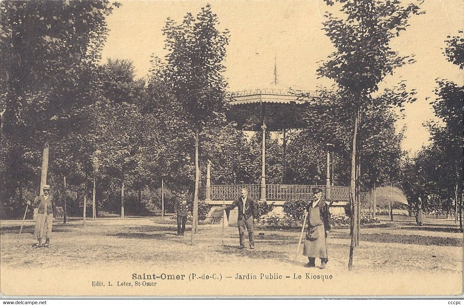 CPA Saint-Omer Jardin Public le Kiosque