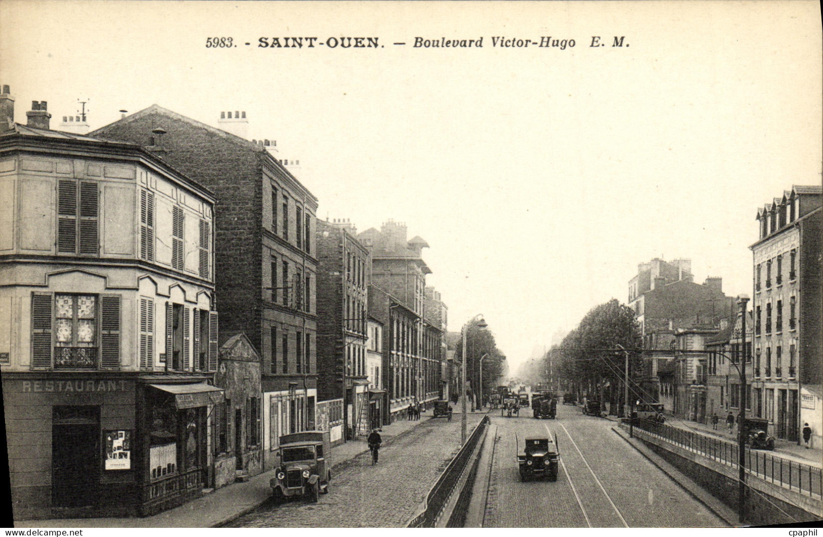 CPA Saint Ouen Boulevard Victor Hugo Restaurant