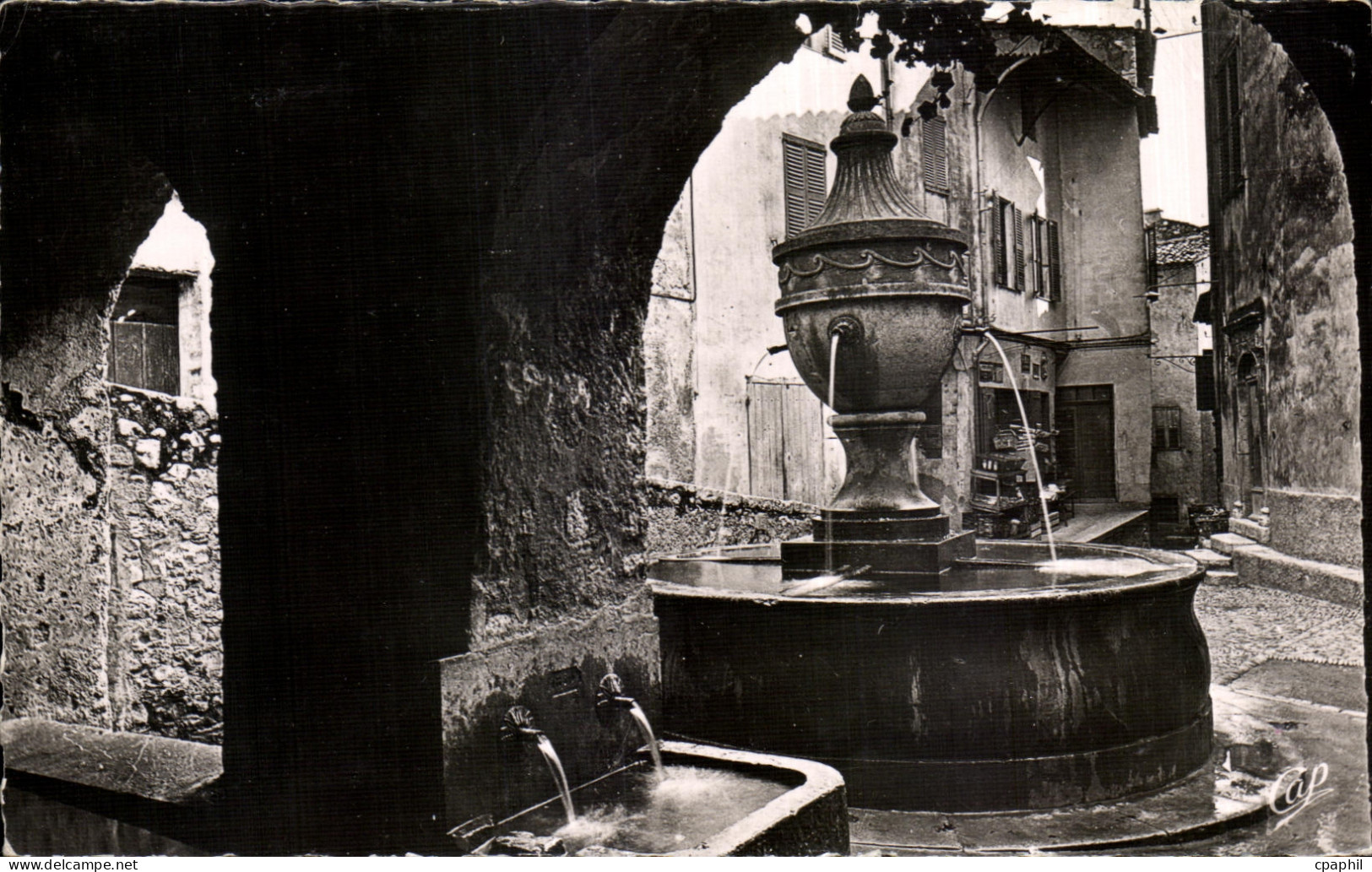 CPA Saint Paul de Vence La Fontaine