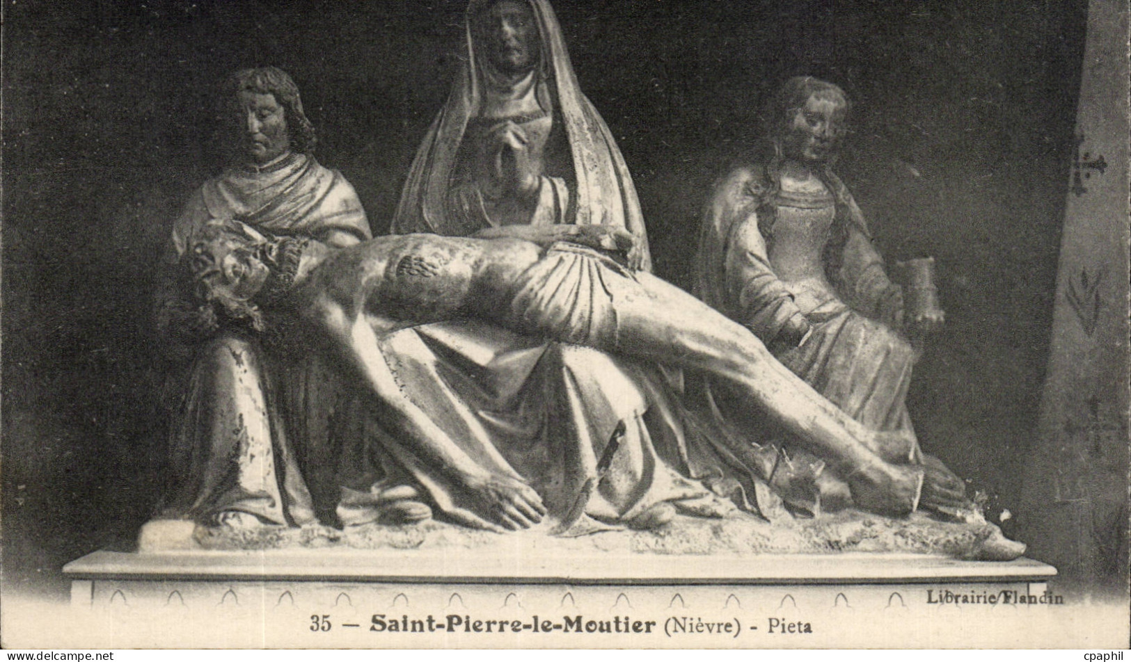 CPA Saint Pierre le Moutier Pieta