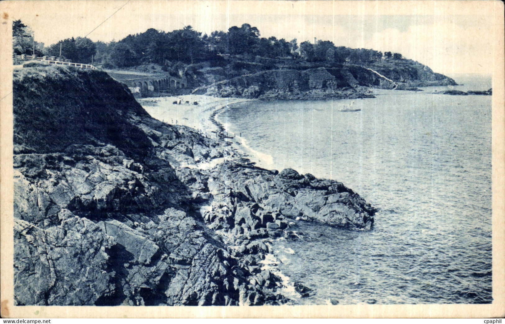 CPA Saint Quay Portrieux Les Rochers et la Plage De la Comtesse