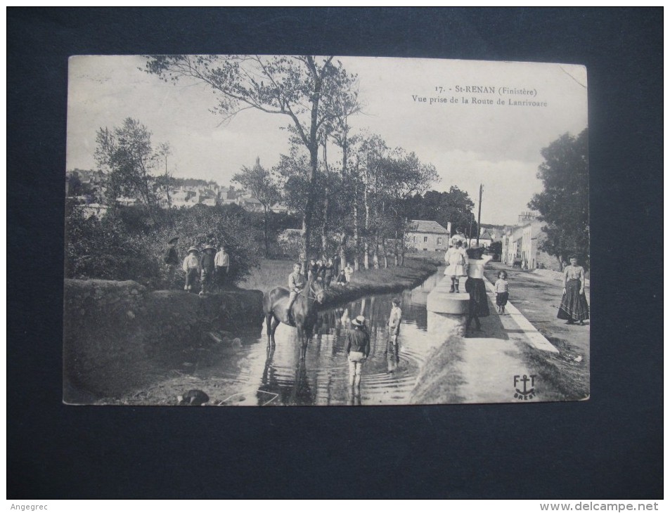 CPA     Saint-Renan    "   Vu prise de la Route de Lanrivoaré  "   voyagé