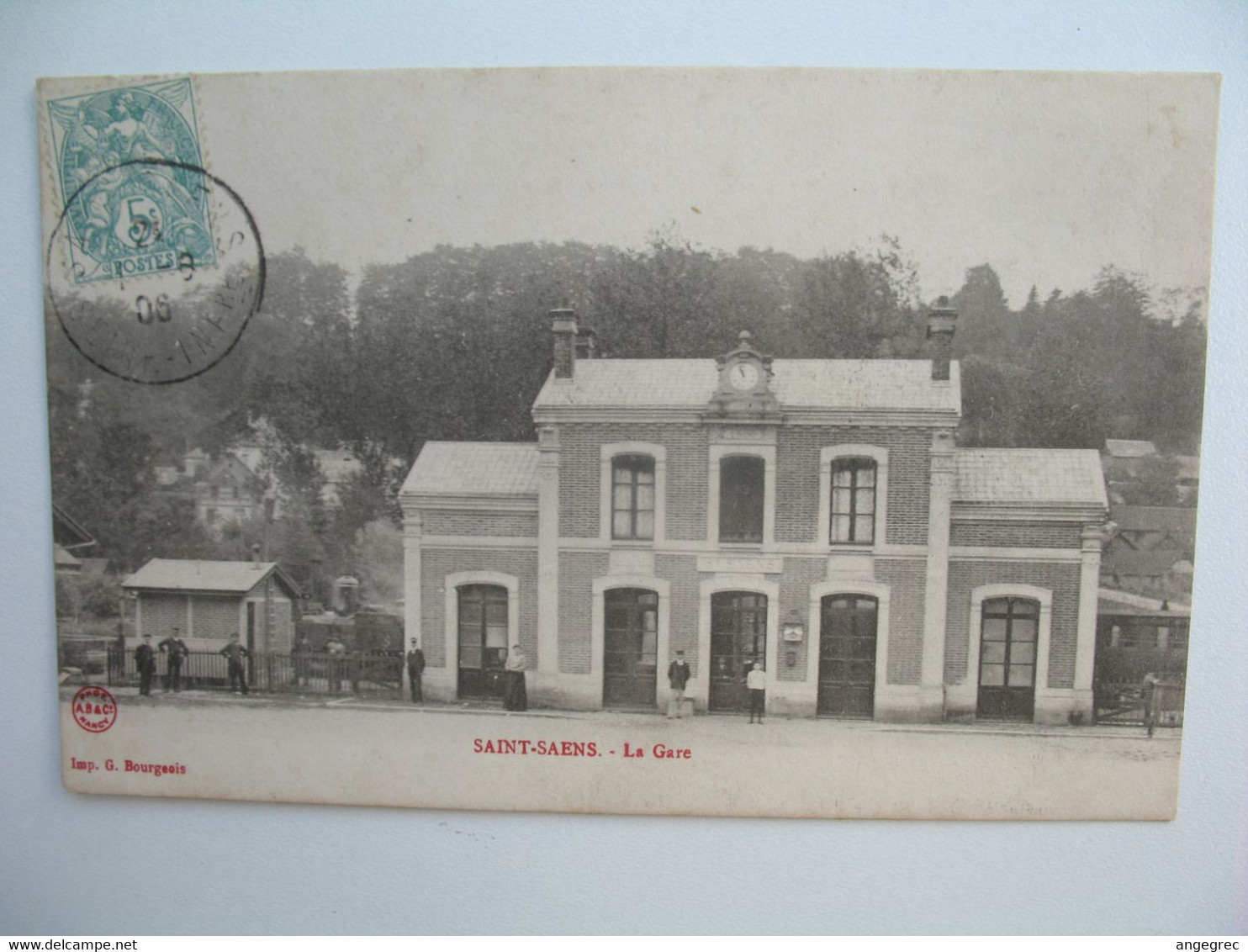 CPA  Saint-Saens  - St-Saens     La Gare