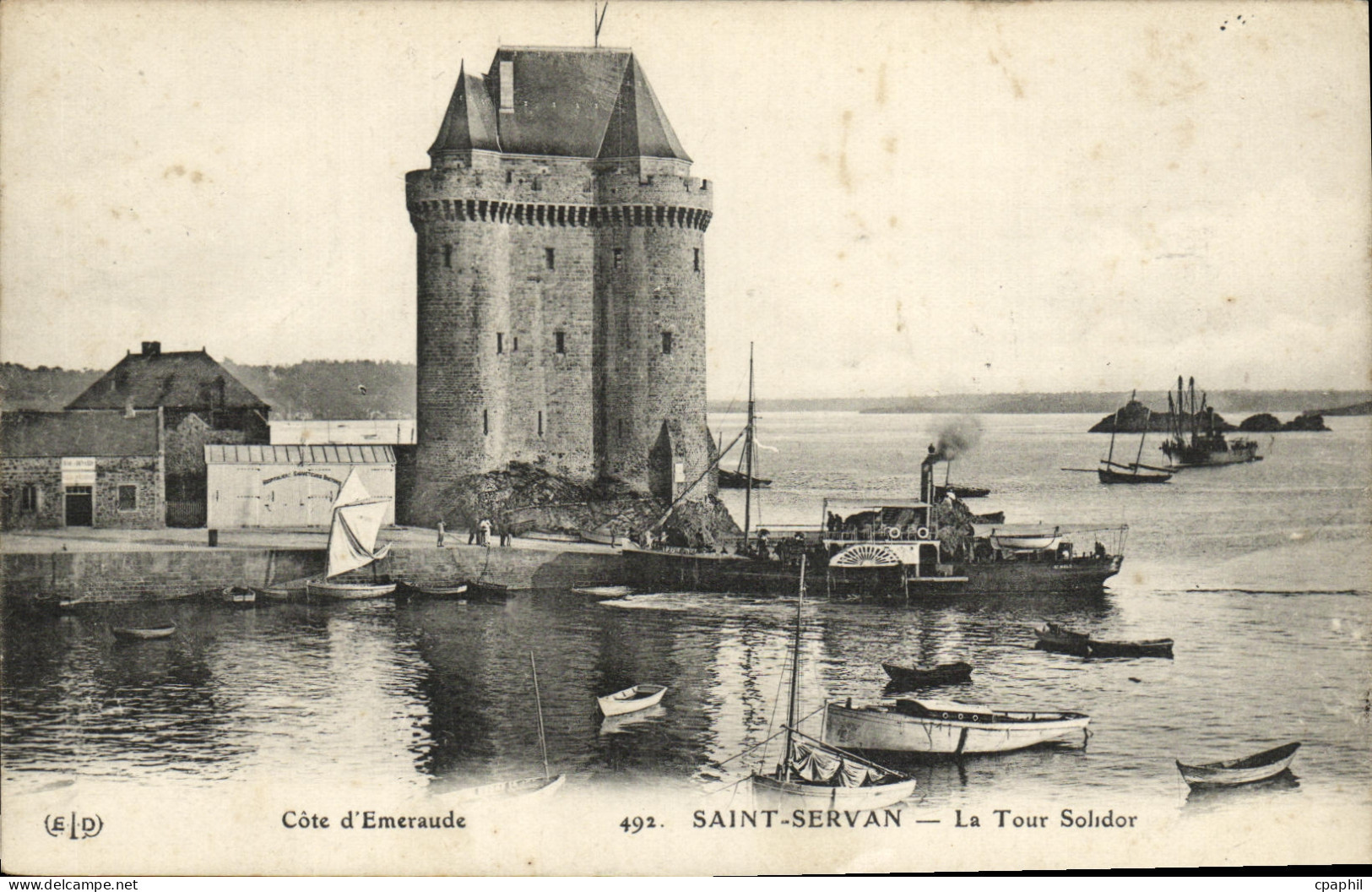 CPA Saint Servan La Tour Solidor Bateau
