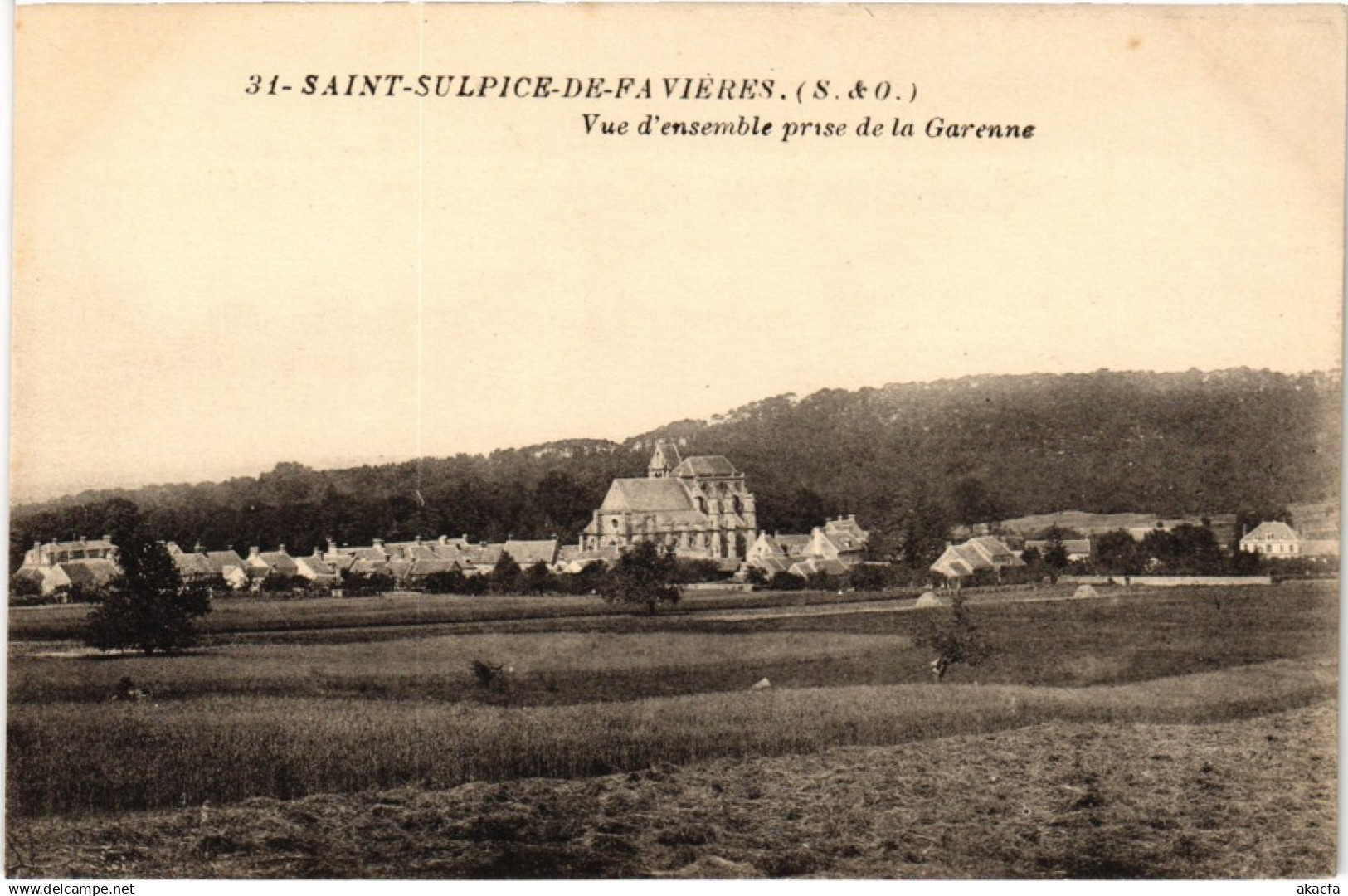 CPA SAINT-SULPICE-de-FAVIERES Vue d'Ensemble prise de la Garenne (1354321)
