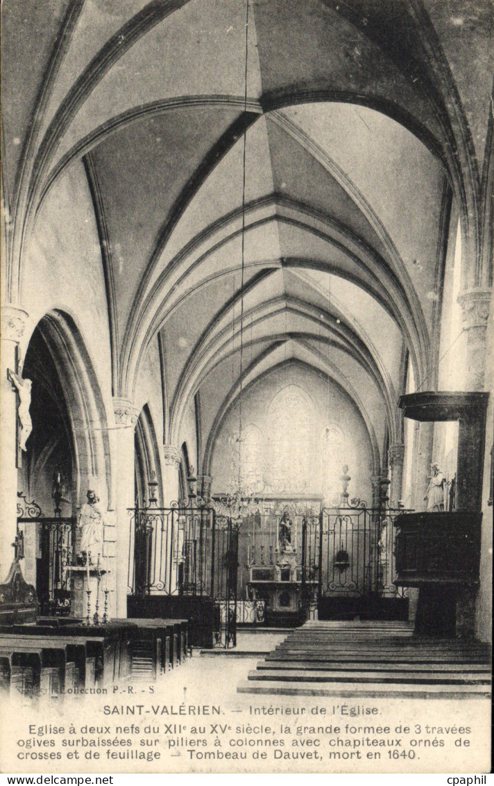 CPA Saint Valerien Interieur de l'Eglise