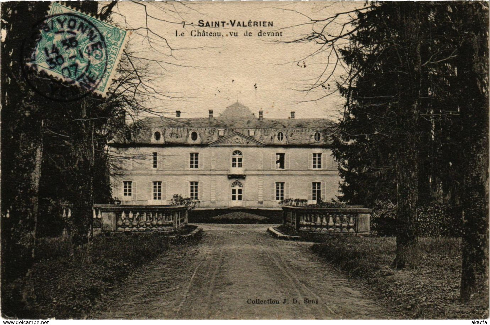 CPA Saint-Valerien - Le Chateau - Vu du Devant FRANCE (960843)