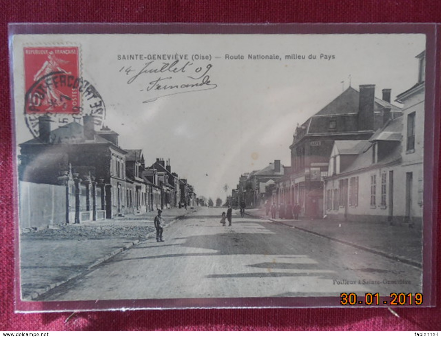 CPA - Sainte-Geneviève - Route Nationale, milieu du Pays