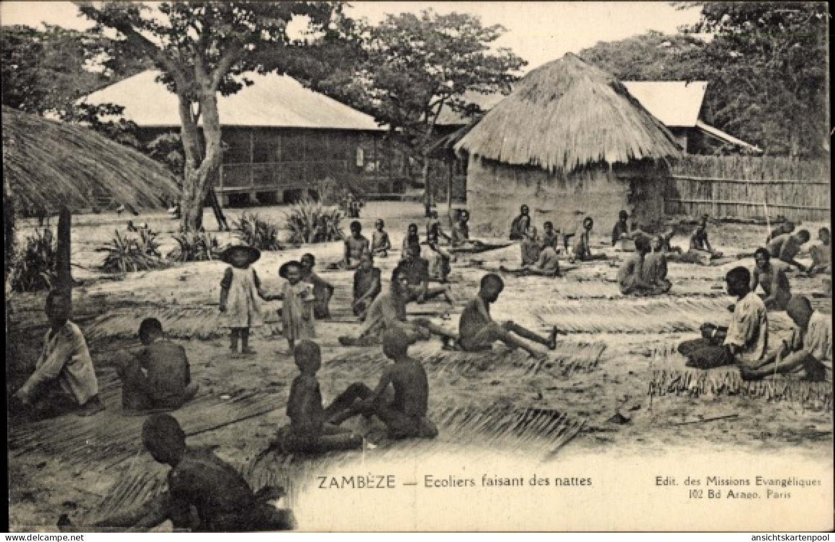 CPA Sambia, Zambeze, Ecoliers faisant des nattes