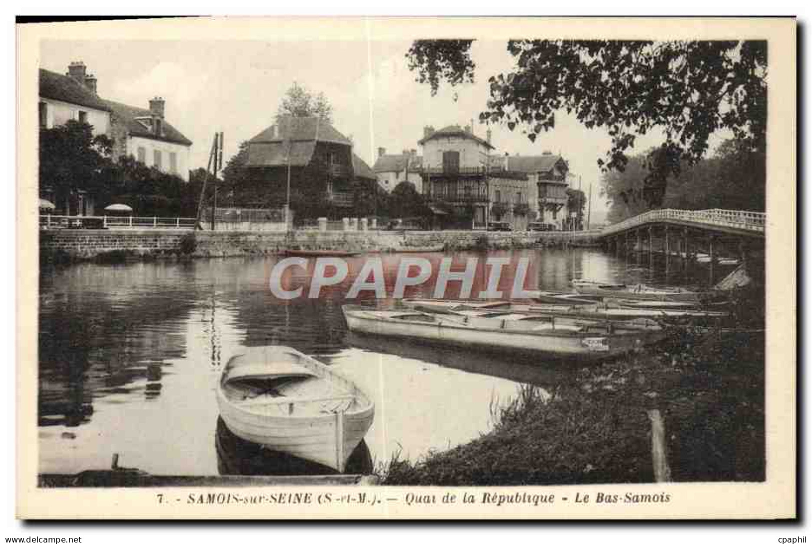 CPA Samois Sur Seine Quai de la Republique Le Bas Samois